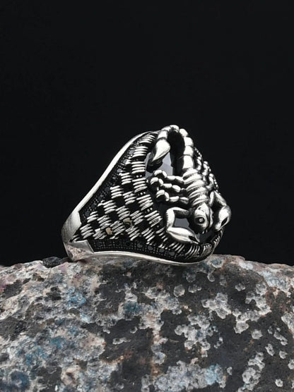 Black Zircon Stone Scorpion Figure 925 Sterling Silver Men's Ring